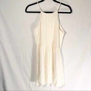 NWOT Lulu’s White Sleeveless Midi Dress Small